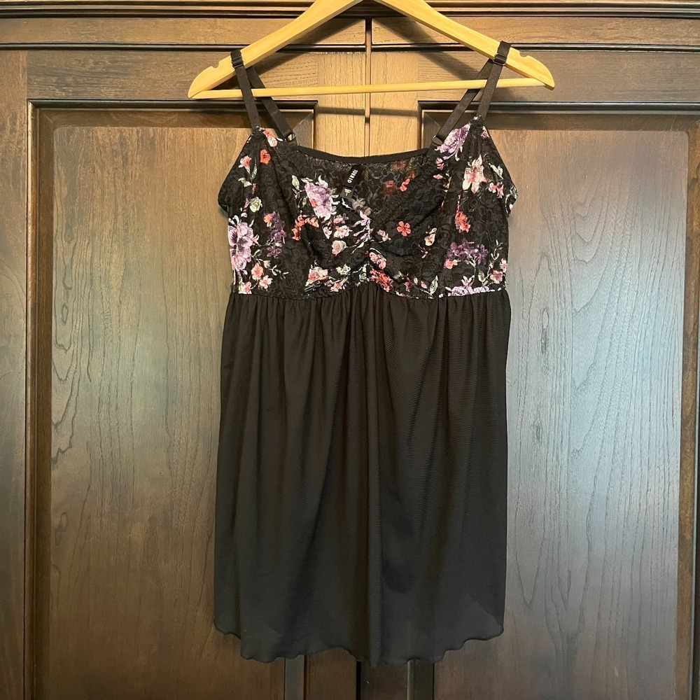 Torrid Lacy Tank Top Camisole Plus Size 1 1X Coquette Girl Feminine Whimsigoth